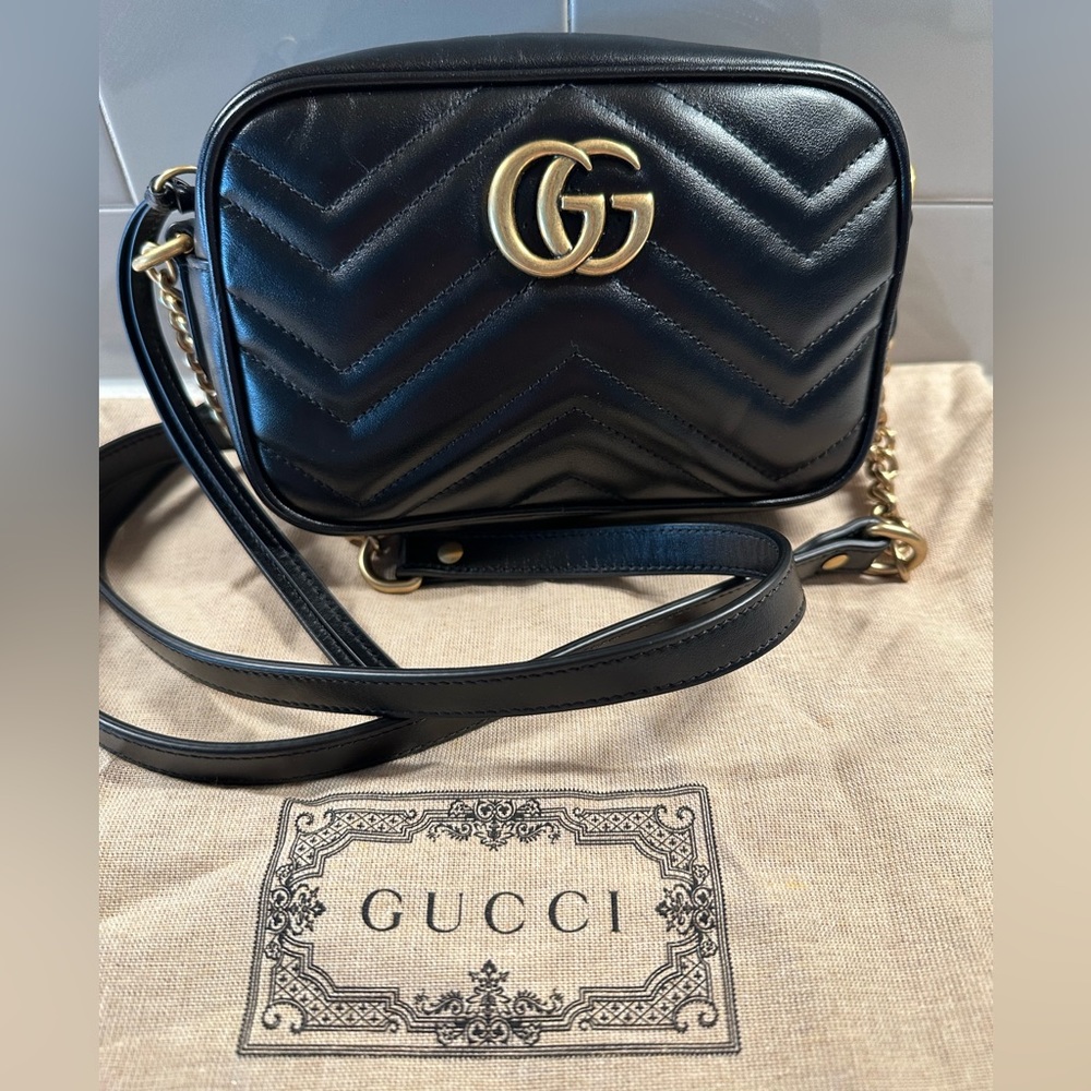LIKE NEW Gucci Marmont Chevron Chain Shoulder Bag Crossbody